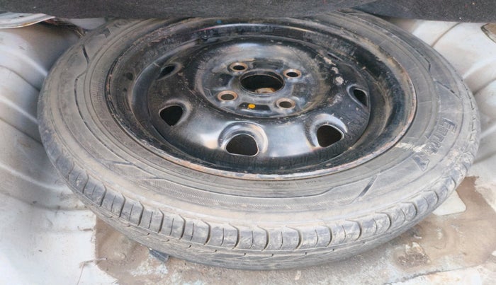 2011 Maruti Alto K10 VXI, Petrol, Manual, 1,15,945 km, tyre