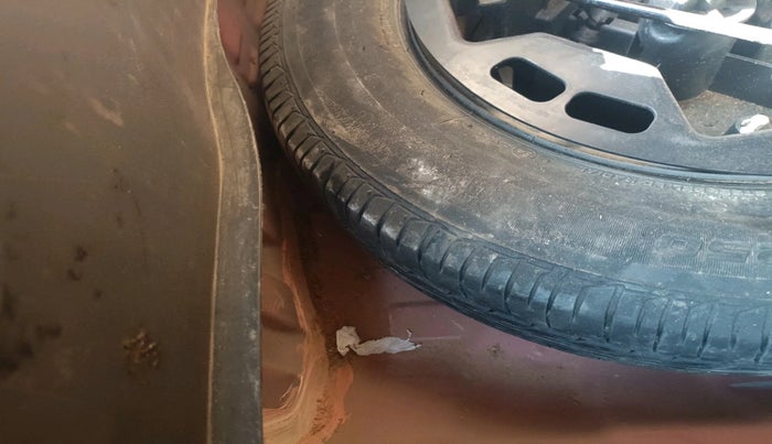 2012 Hyundai i10 SPORTZ 1.2, Petrol, Manual, 54,697 km, tyre