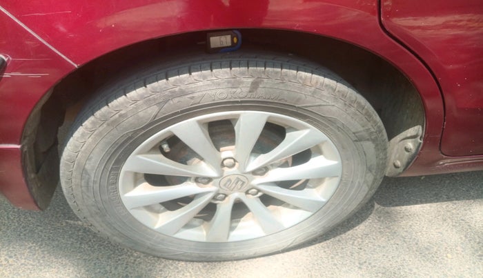 2013 Maruti Ertiga ZDI, Diesel, Manual, 1,20,698 km, tyre