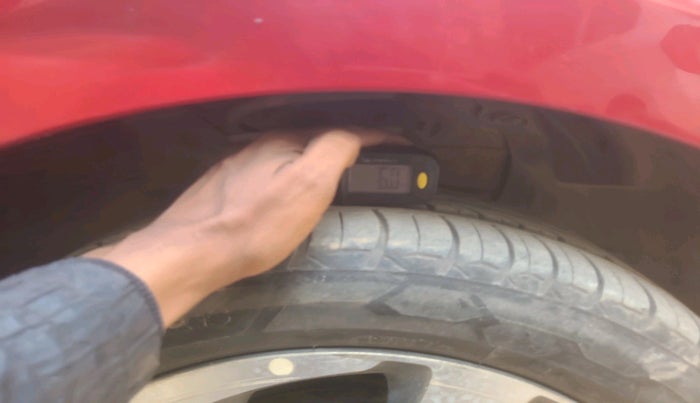 2016 Hyundai Elite i20 ASTA 1.2 (O), Petrol, Manual, 55,900 km, tyre