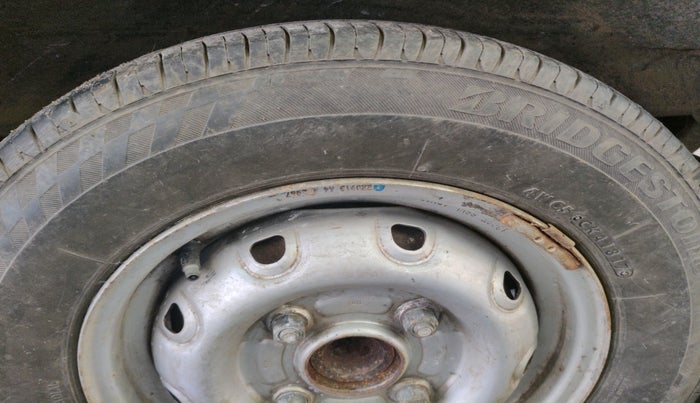 2013 Maruti OMNI E 8 STR, Petrol, Manual, 53,563 km, tyre