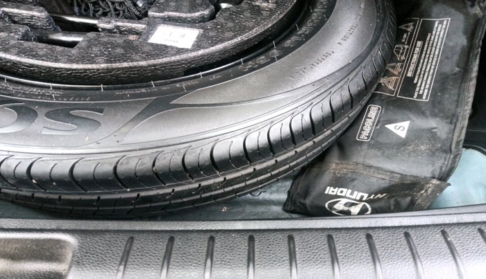 2018 Hyundai Creta SX 1.6 DIESEL, Diesel, Manual, 1,79,136 km, tyre