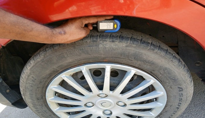 2015 Maruti Celerio VXI AMT, Petrol, Automatic, 26,196 km, tyre