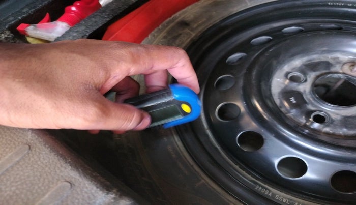 2015 Maruti Wagon R 1.0 VXI, Petrol, Manual, 36,458 km, tyre