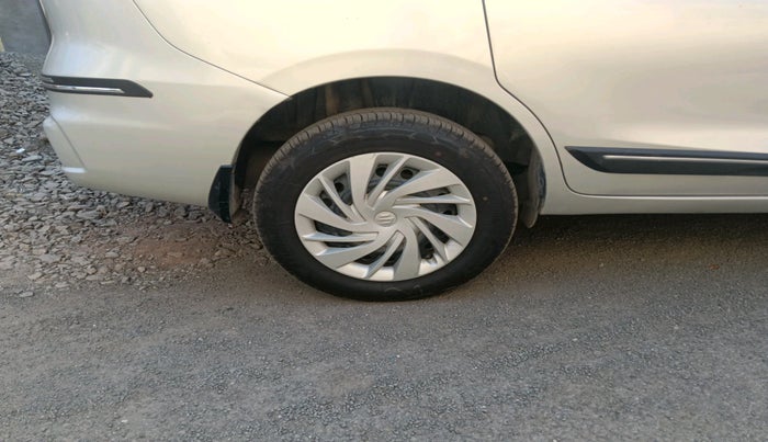 2019 Maruti Ertiga VXI SHVS, Petrol, Manual, 70,535 km, tyre