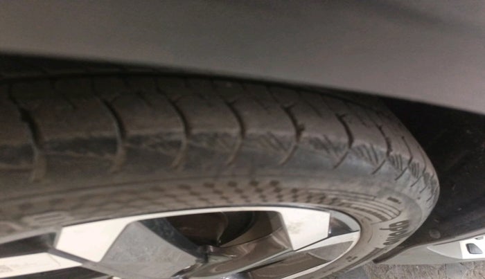 2022 Hyundai ALCAZAR PLATINUM(O) 7STR 2.0 AT, Petrol, Automatic, 44,029 km, tyre