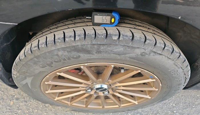 2013 Hyundai Verna FLUIDIC 1.4 CRDI EX, Diesel, Manual, 1,52,526 km, tyre