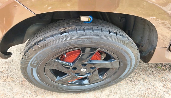 2013 Renault Duster 110 PS RXL DIESEL, Diesel, Manual, 1,34,214 km, tyre