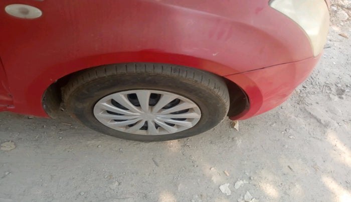 2008 Maruti Swift VDI, Diesel, Manual, 1,83,739 km, tyre