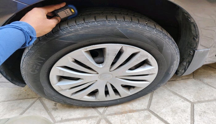 2015 Maruti Ertiga VXI CNG, CNG, Manual, 62,249 km, tyre