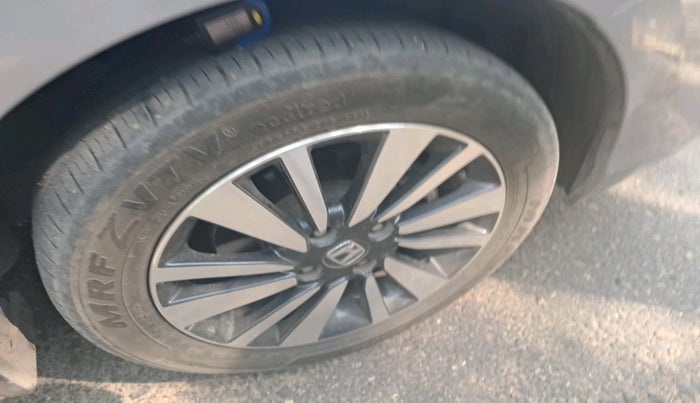 2023 Honda City 1.5L I-VTE V CVT, Petrol, Automatic, 30,351 km, tyre