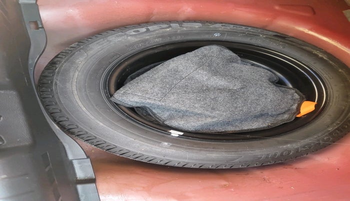 2022 Hyundai NEW I20 Sportz 1.2 IVT, Petrol, Automatic, 24,166 km, tyre