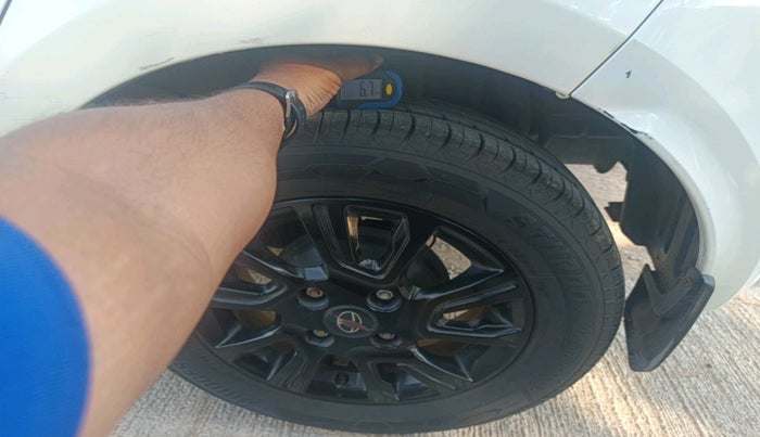 2021 Tata Tiago XT LIMITED EDITION PETROL, Petrol, Manual, 37,106 km, tyre