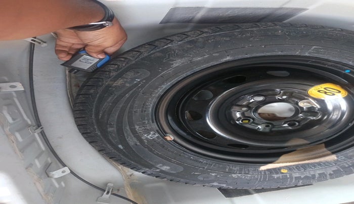 2021 Tata Tiago XT LIMITED EDITION PETROL, Petrol, Manual, 37,106 km, tyre