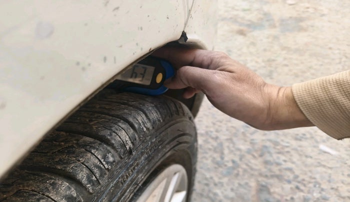 2016 Maruti Celerio VXI, CNG, Manual, 1,05,893 km, tyre