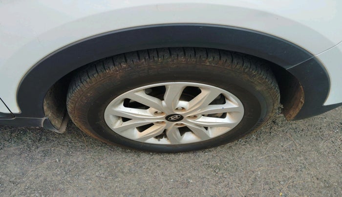 2019 Hyundai Creta SX AT 1.6 DIESEL, Diesel, Automatic, 1,33,175 km, tyre