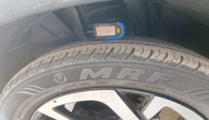 2021 Nissan MAGNITE XV MT, Petrol, Manual, 33,461 km, tyre