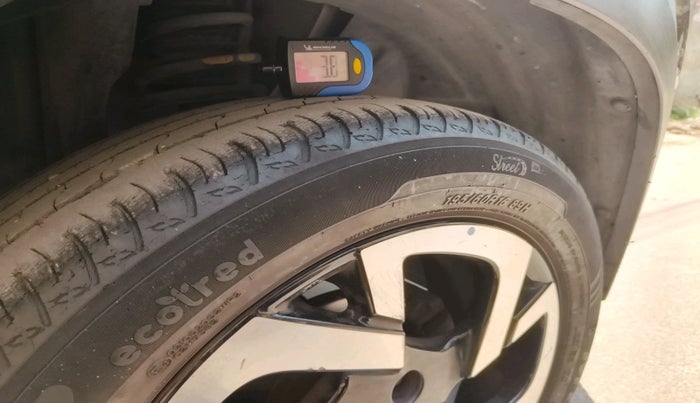 2021 Nissan MAGNITE XV MT, Petrol, Manual, 33,461 km, tyre