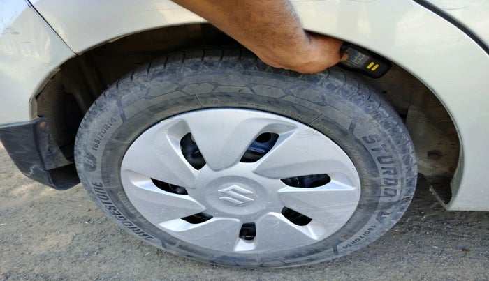 2015 Maruti Celerio ZXI, CNG, Manual, 1,02,509 km, tyre