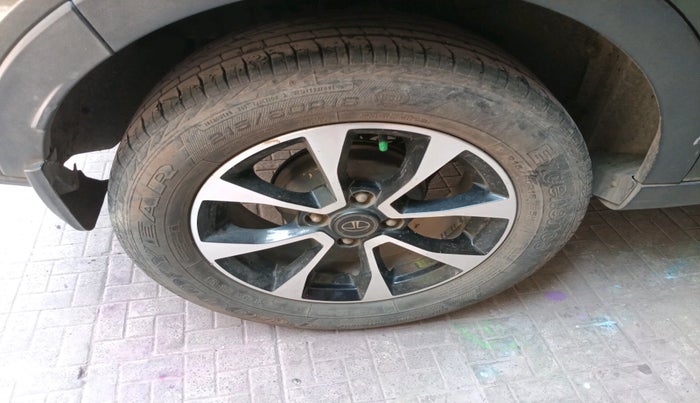 2020 Tata NEXON XZ PLUS PETROL, Petrol, Manual, 40,833 km, tyre