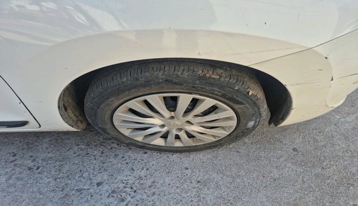 2020 Maruti Baleno DELTA PETROL 1.2, CNG, Manual, 73,487 km, tyre