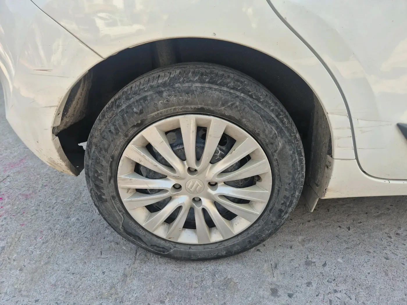 2020 Maruti Baleno DELTA PETROL 1.2, CNG, Manual, 73,487 km, tyre