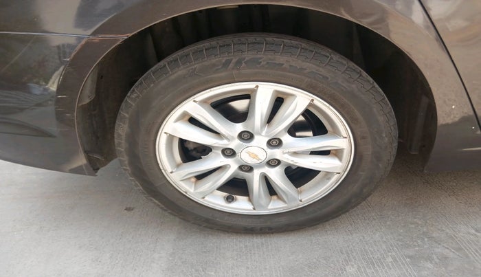 2017 Chevrolet Cruze LTZ AT, Diesel, Automatic, 90,728 km, tyre