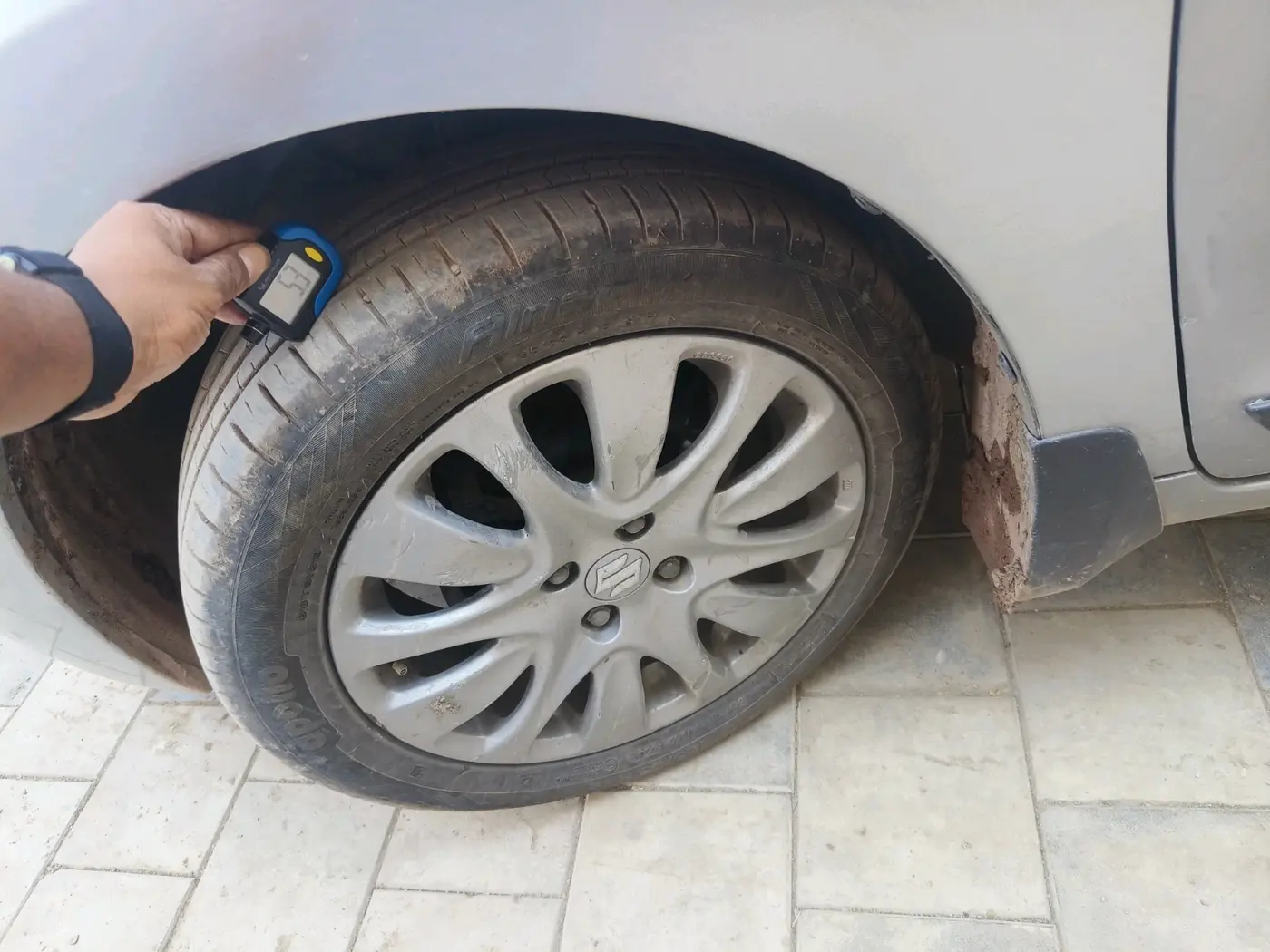 2018 Maruti Baleno ZETA PETROL 1.2, CNG, Manual, 1,15,982 km, tyre