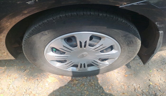 2012 Mahindra Verito 1.5 D4, Diesel, Manual, 1,26,515 km, tyre