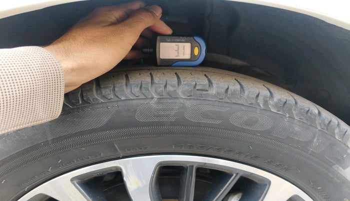 2025 Maruti Ertiga ZXI (O) CNG, CNG, Manual, 1,07,743 km, tyre