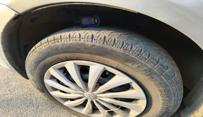 2016 Maruti Swift Dzire VXI (O), Petrol, Manual, 1,04,244 km, tyre