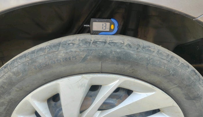 2014 Honda Mobilio 1.5L I-DTEC S, Diesel, Manual, 1,83,888 km, tyre