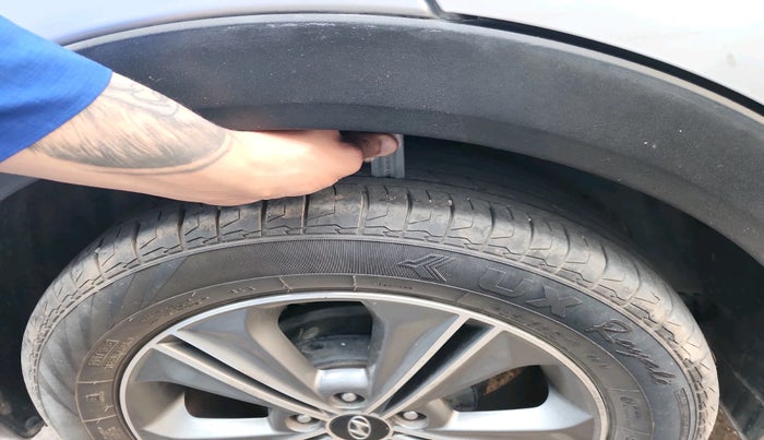 2016 Hyundai Creta SX PLUS AT 1.6 PETROL, Petrol, Automatic, 1,48,743 km, tyre