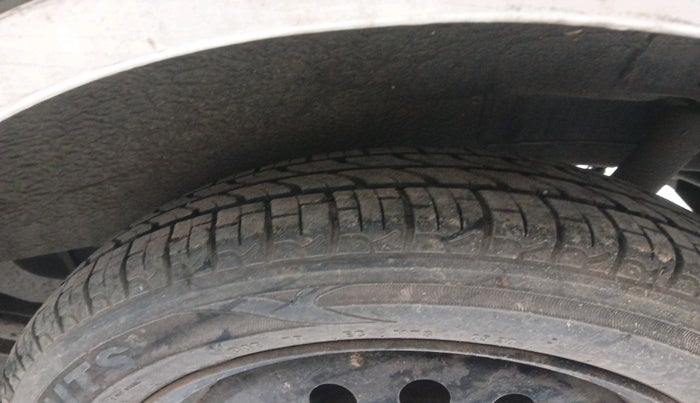 2011 Maruti Wagon R 1.0 VXI, Petrol, Manual, 43,833 km, tyre