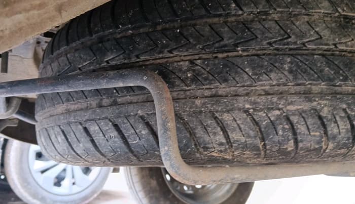 2022 Maruti Ertiga VXi (O), Petrol, Manual, 40,500 km, tyre