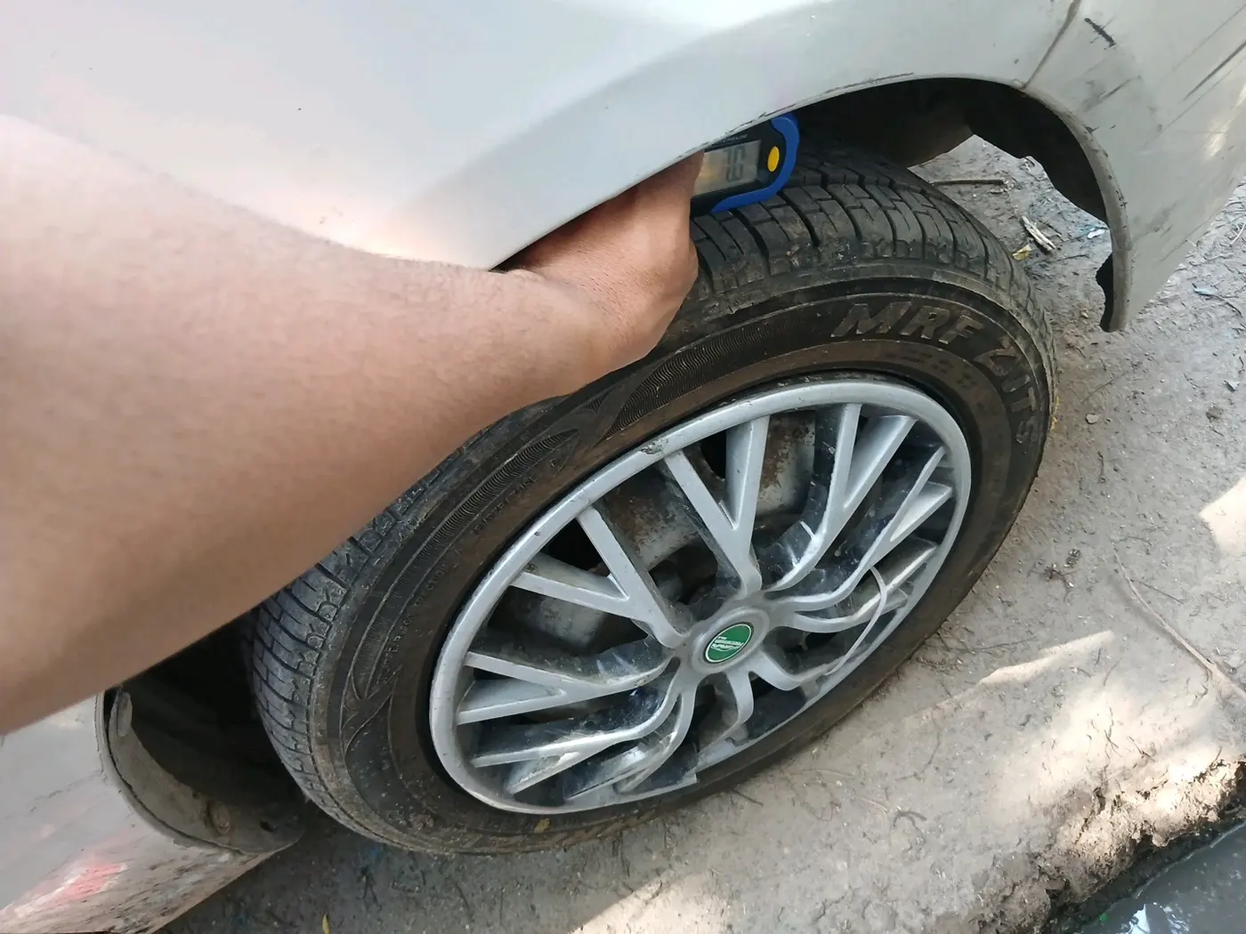 2011 Maruti Alto K10 LXI, Petrol, Manual, 81,510 km, tyre