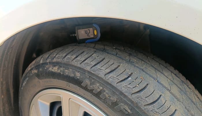 2020 Tata ALTROZ XT PETROL, Petrol, Manual, 36,793 km, tyre