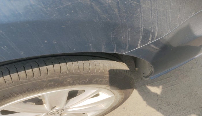 2016 Volkswagen Vento HIGHLINE 1.6 MPI, Petrol, Manual, 32,231 km, tyre