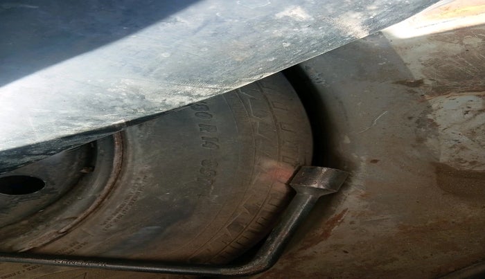 2011 Maruti Ritz VDI, Diesel, Manual, 1,22,572 km, tyre