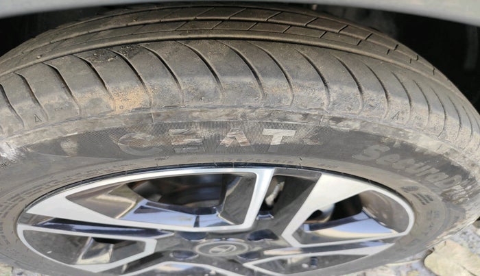 2025 Tata Tiago XZ PLUS PETROL, Petrol, Manual, 16,498 km, tyre