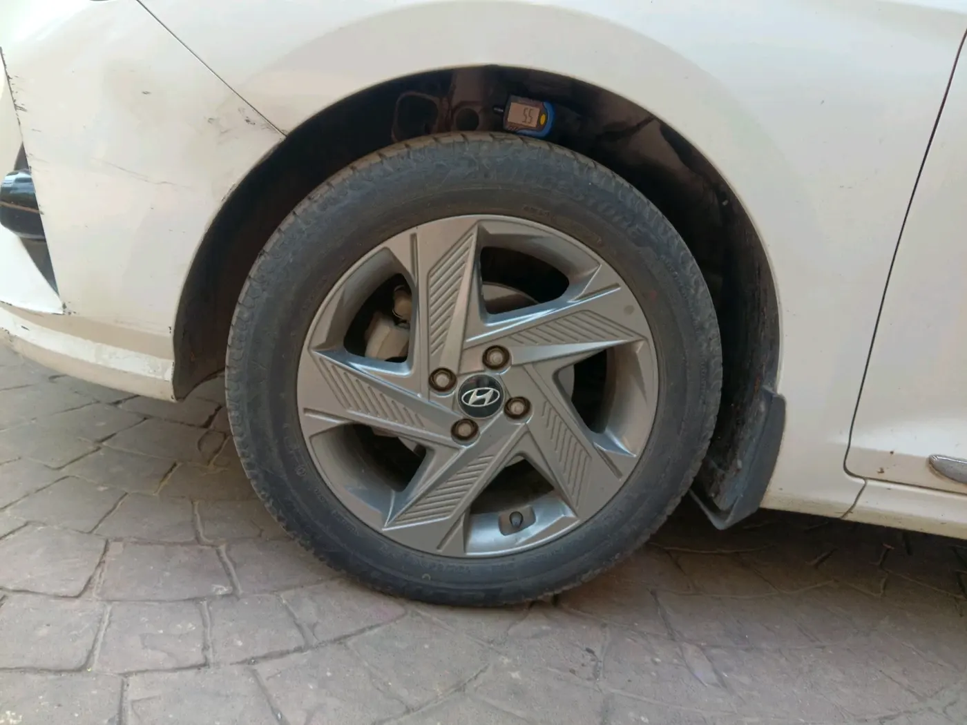 2021 Hyundai Verna SX 1.5 VTVT, Petrol, Manual, 23,250 km, tyre
