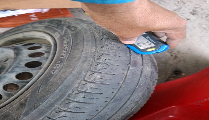 2015 Honda Brio S MT, Petrol, Manual, 55,528 km, tyre