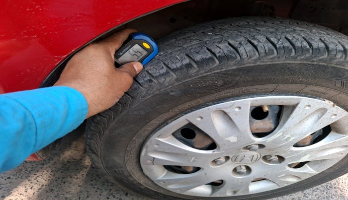 2015 Honda Brio S MT, Petrol, Manual, 55,528 km, tyre