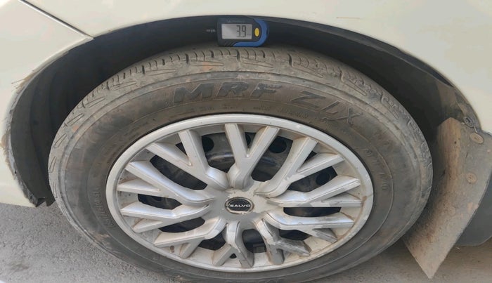 2017 Maruti Celerio VXI CNG, CNG, Manual, 58,034 km, tyre