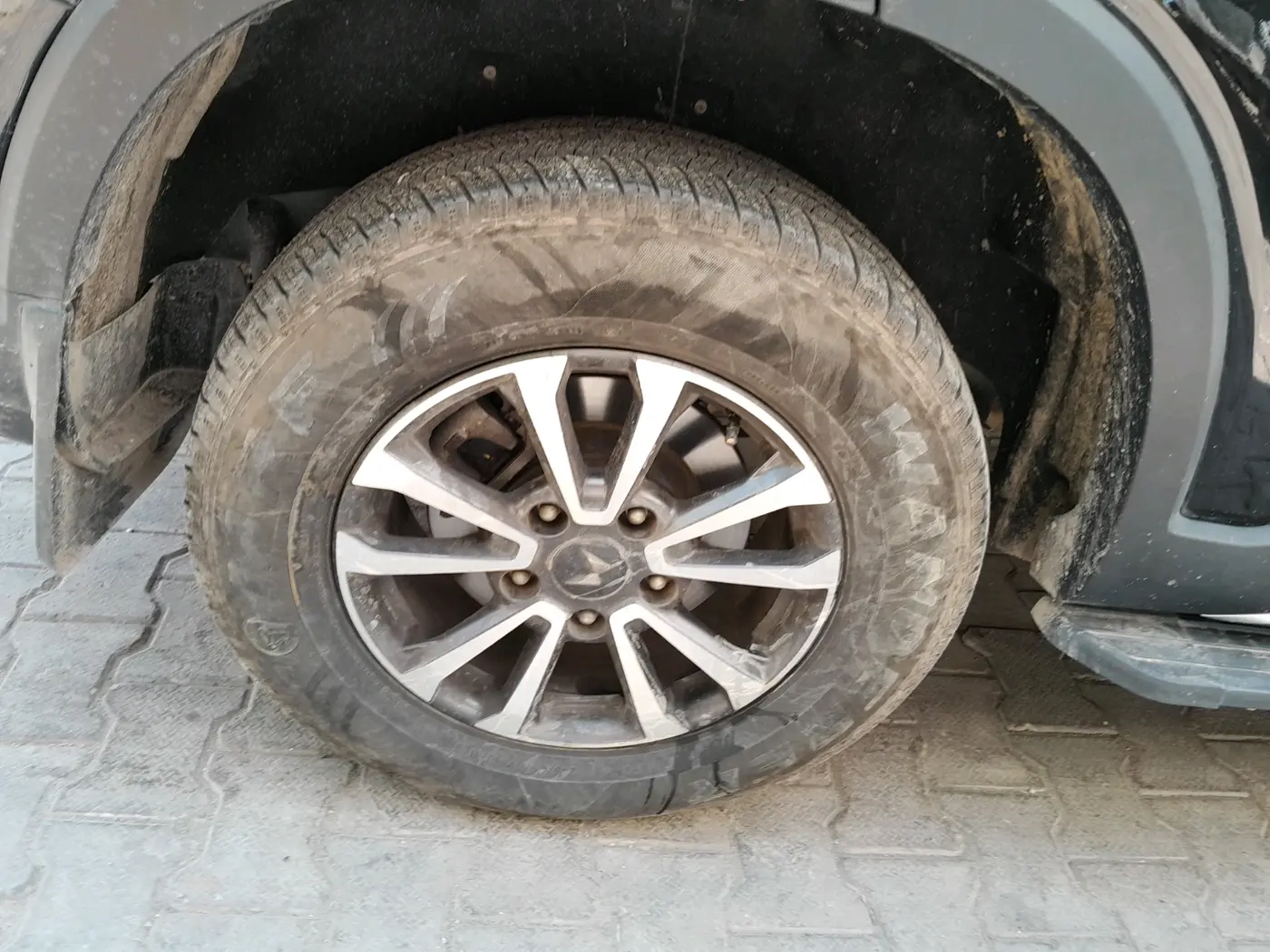 2024 Mahindra SCORPIO-N Z6 DIESEL MT 2WD 7 STR, Diesel, Manual, 12,720 km, tyre