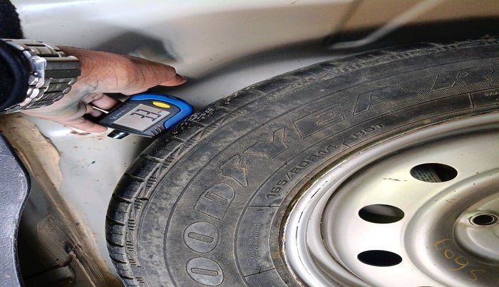 2016 Maruti Swift Dzire LDI, Diesel, Manual, 1,15,564 km, tyre