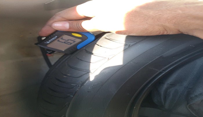 2023 Tata NEXON CREATIVE 1.2 PETROL, Petrol, Manual, 3,557 km, tyre