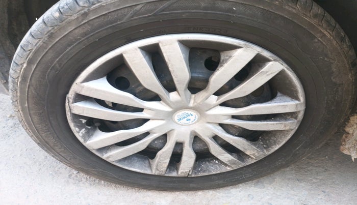 2017 Maruti Celerio VXI CNG, CNG, Manual, 73,367 km, tyre