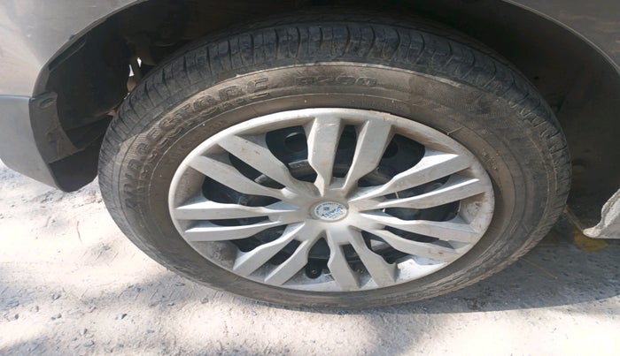 2017 Maruti Celerio VXI CNG, CNG, Manual, 73,367 km, tyre