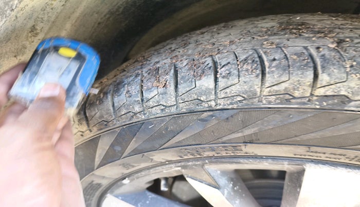 2019 MG HECTOR SMART 2.0 DIESEL, Diesel, Manual, 1,11,993 km, tyre